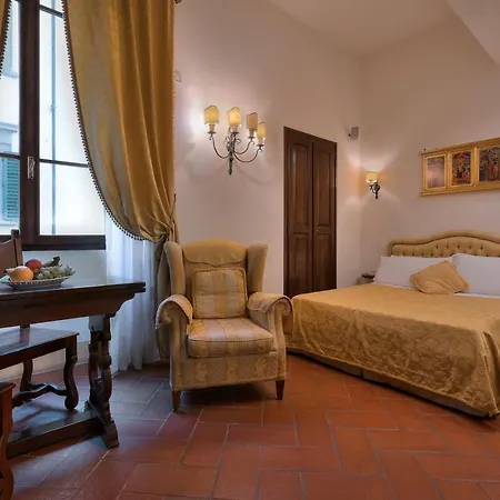 Aparthotel First Of