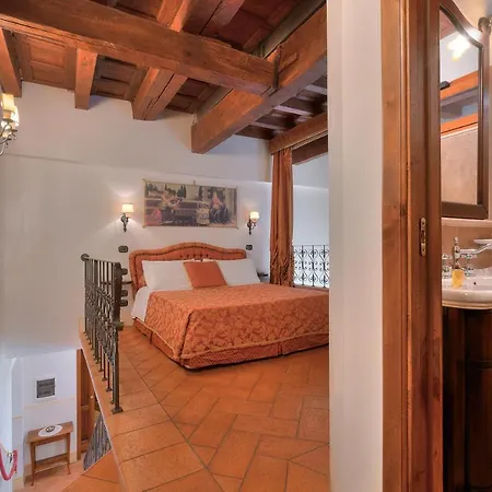 Aparthotel First Of